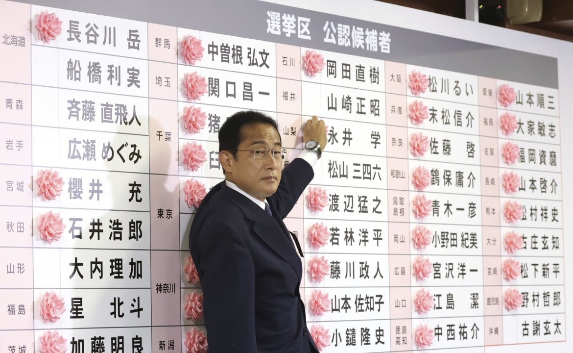Kishida vince e rivoluziona il Giappone: basta pacifismo, più armi