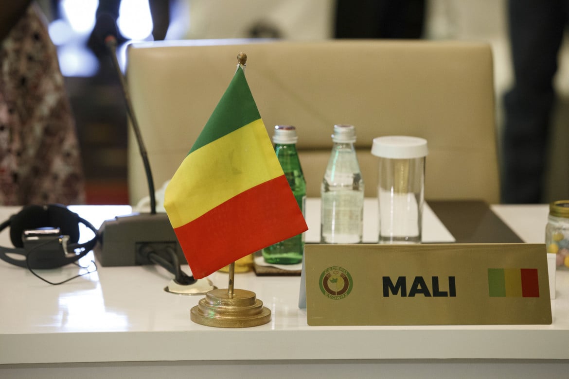 In Mali l’intransigenza paga: via le sanzioni e frontiere riaperte