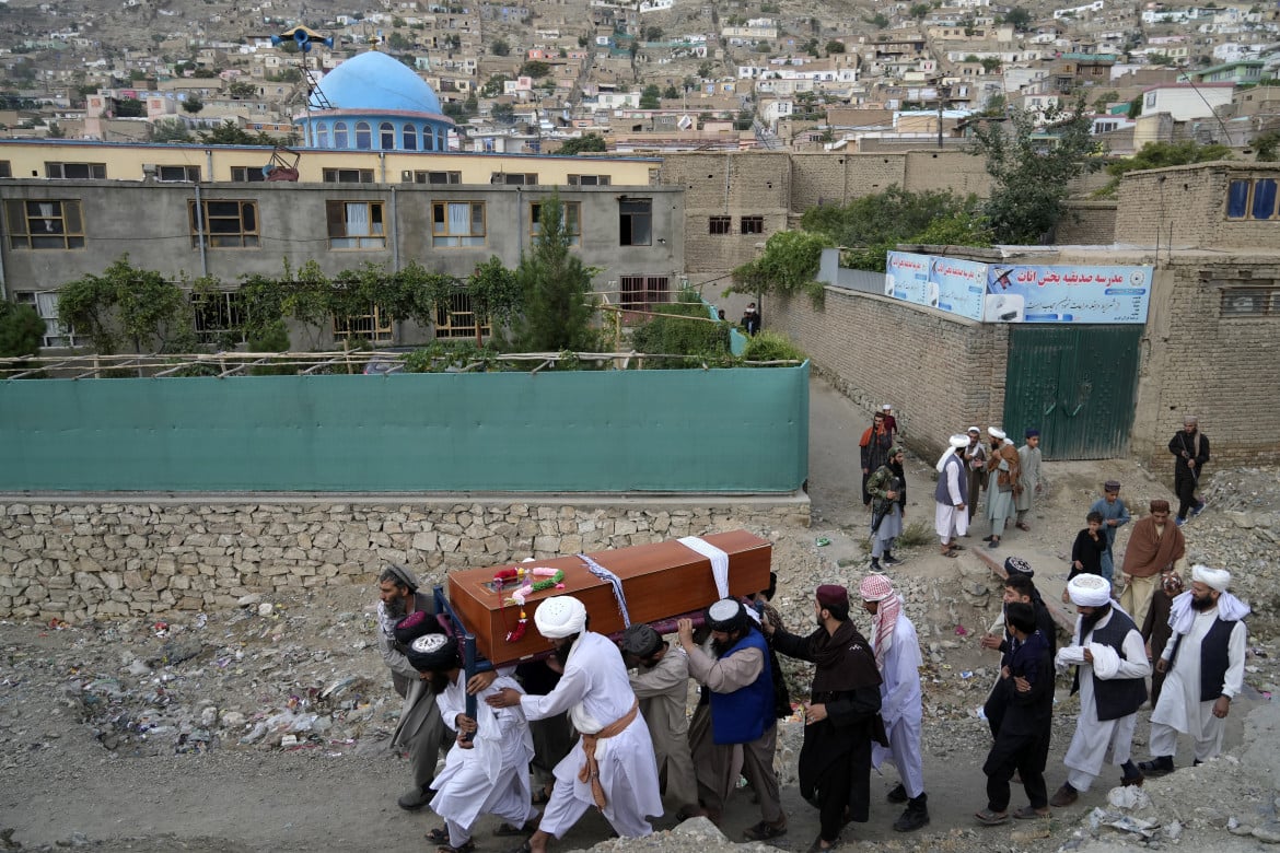 Un anno di Talebani vissuto pericolosamente dagli afghani