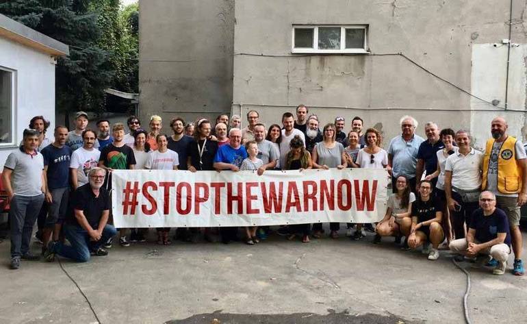 La carovana pacifista «Stop The War Now» torna per la quinta volta in Ucraina