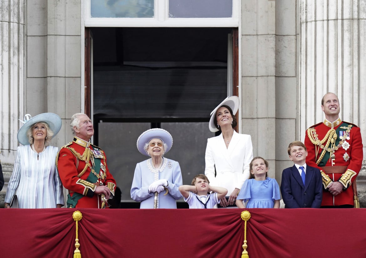 La famiglia reale al Giubileo di Platino del 2022, foto Ap