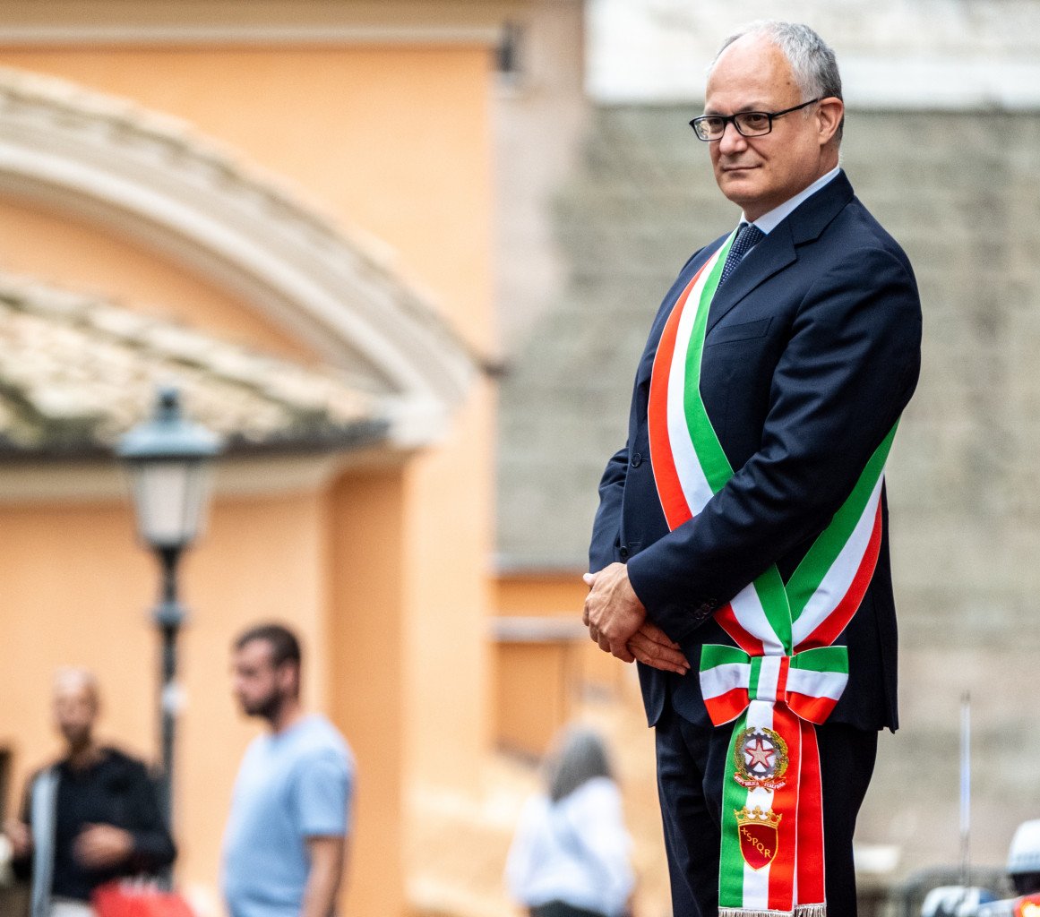 Gualtieri, un anno da sindaco. Roma aspetta ancora la svolta