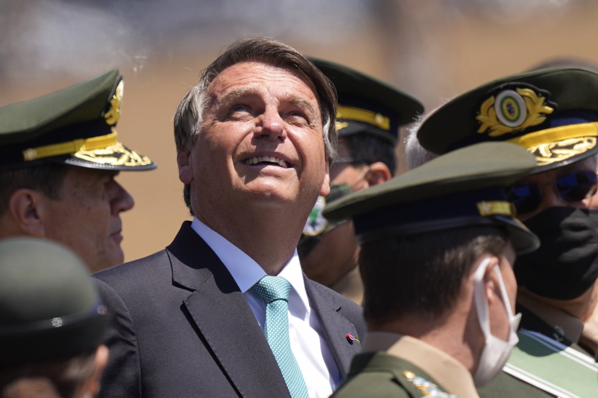 L’eredità di Bolsonaro: «Cieca obbedienza al mito»