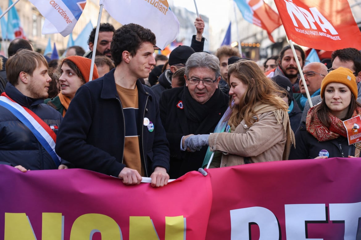 Jean-Luc Mélenchon al corteo dei giovani, foto Getty Images