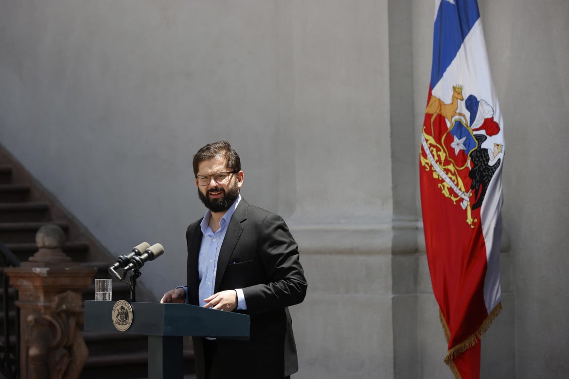 Cile, la Camera boccia la riforma fiscale di Boric