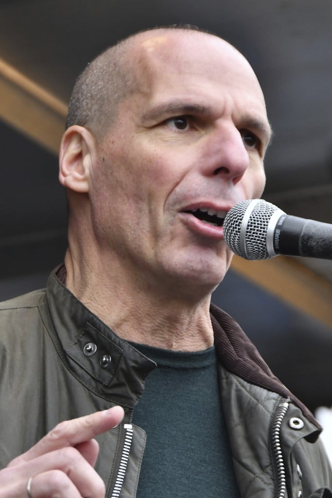 Varoufakis aggredito ad Atene: «Non erano militanti di sinistra»