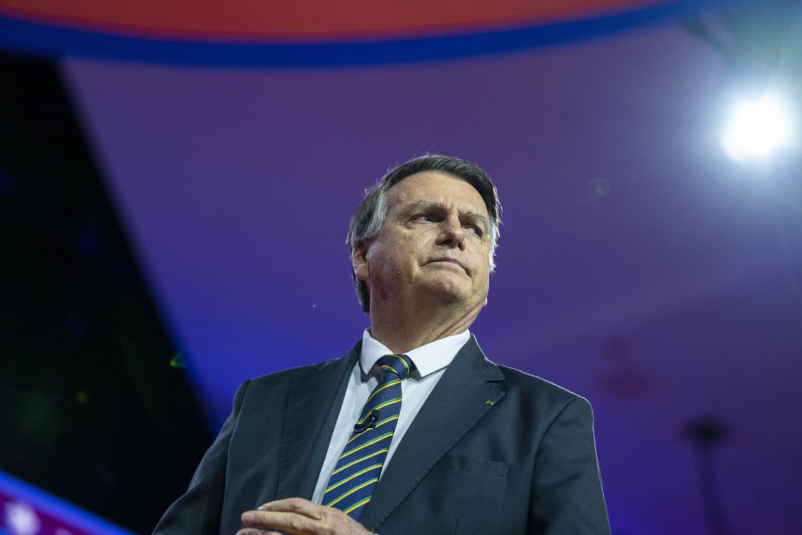 È un flop il gran ritorno di Bolsonaro dall’«esilio»