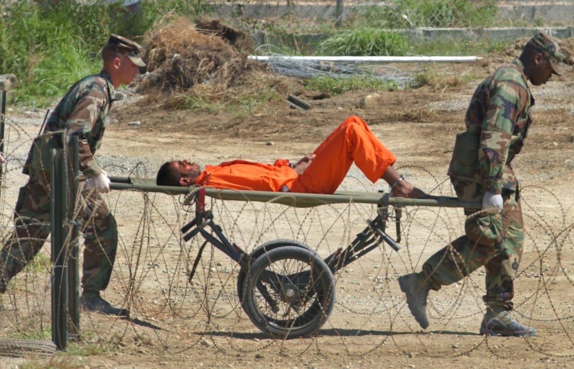 Luigi Ferrajoli: «Guerra, Abu Ghraib, Guantanamo. Così muore la civiltà del diritto»