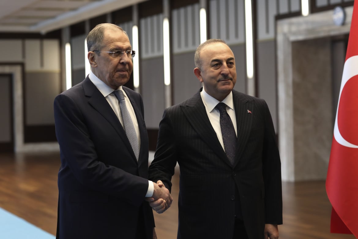 Incontro Lavrov-Cavusoglu: Russia e Turchia stringono i rapporti