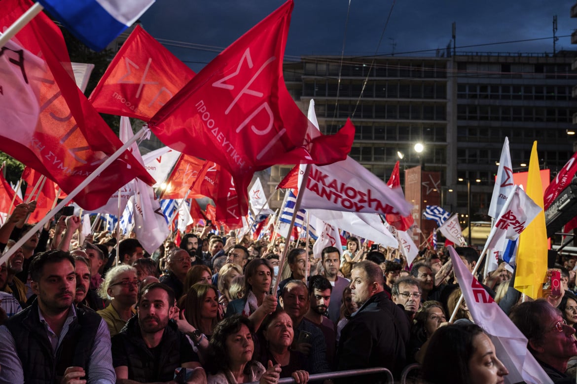 Tsipras punta ai giovani. La sinistra marcia divisa