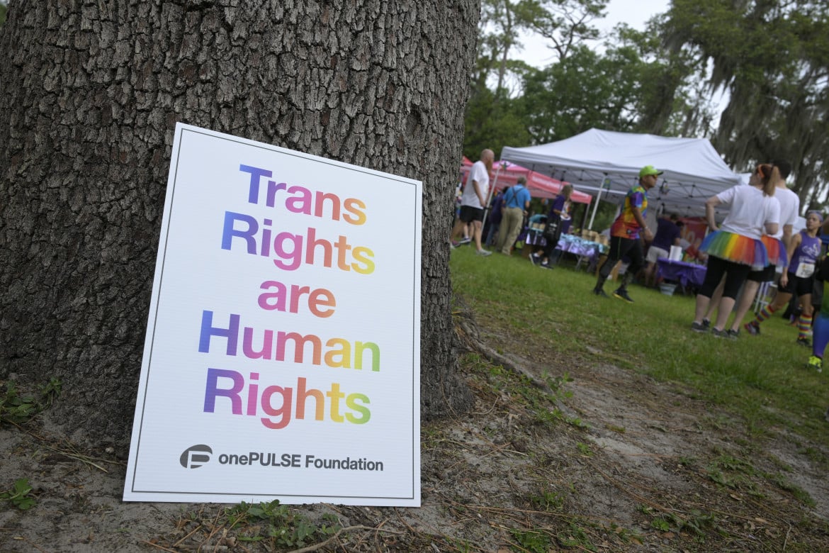 Florida, bloccata la legge contro i minori transgender