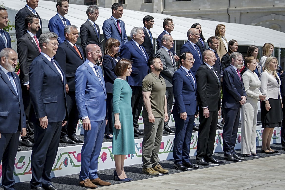 «Ue e Nato per tutti», Zelensky al centro del vertice europeo