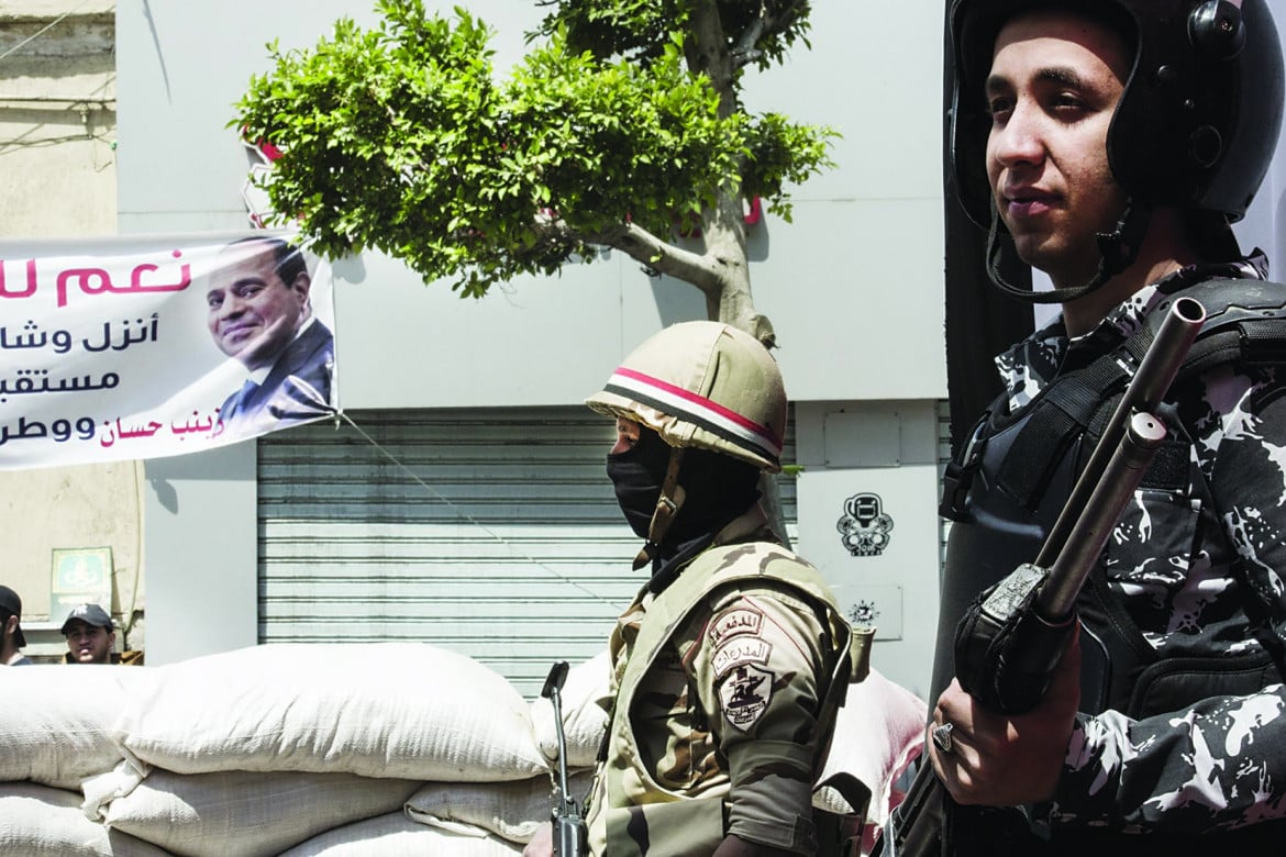 «In Egitto al neoliberismo militarizzato gli operai resistono a mani nude»
