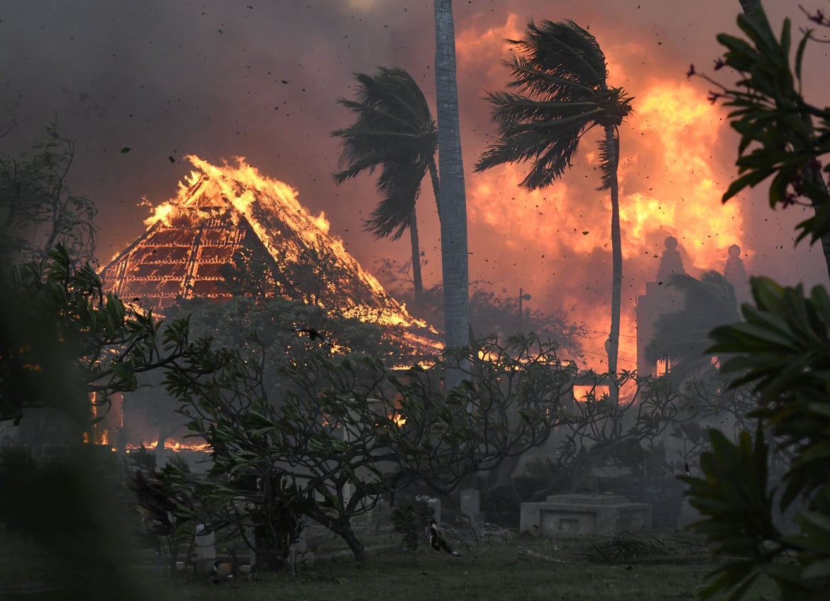 Brucia Maui, nelle Hawaii 36 morti e città carbonizzata