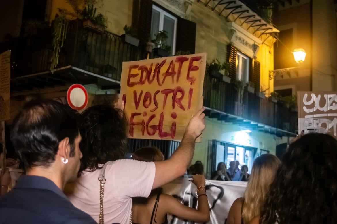 Le donne catanesi non cadono nella trappola della destra