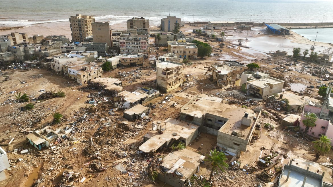 Libia, tra le rovine di Derna è corsa contro il tempo