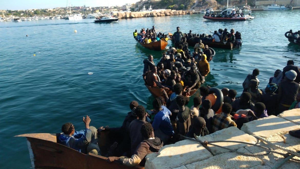 A Lampedusa  è record di sbarchi: 68 in poche ore