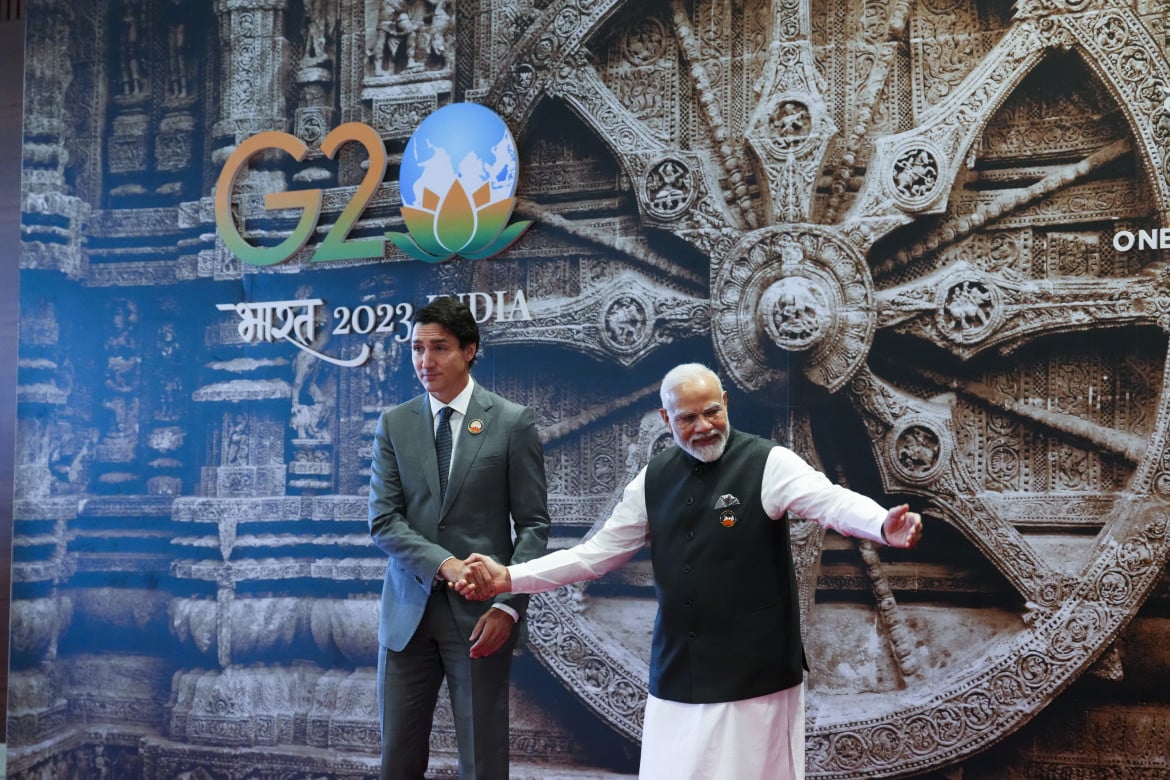 Visti sospesi per i canadesi, l’India sdegnata rilancia lo scontro con Ottawa