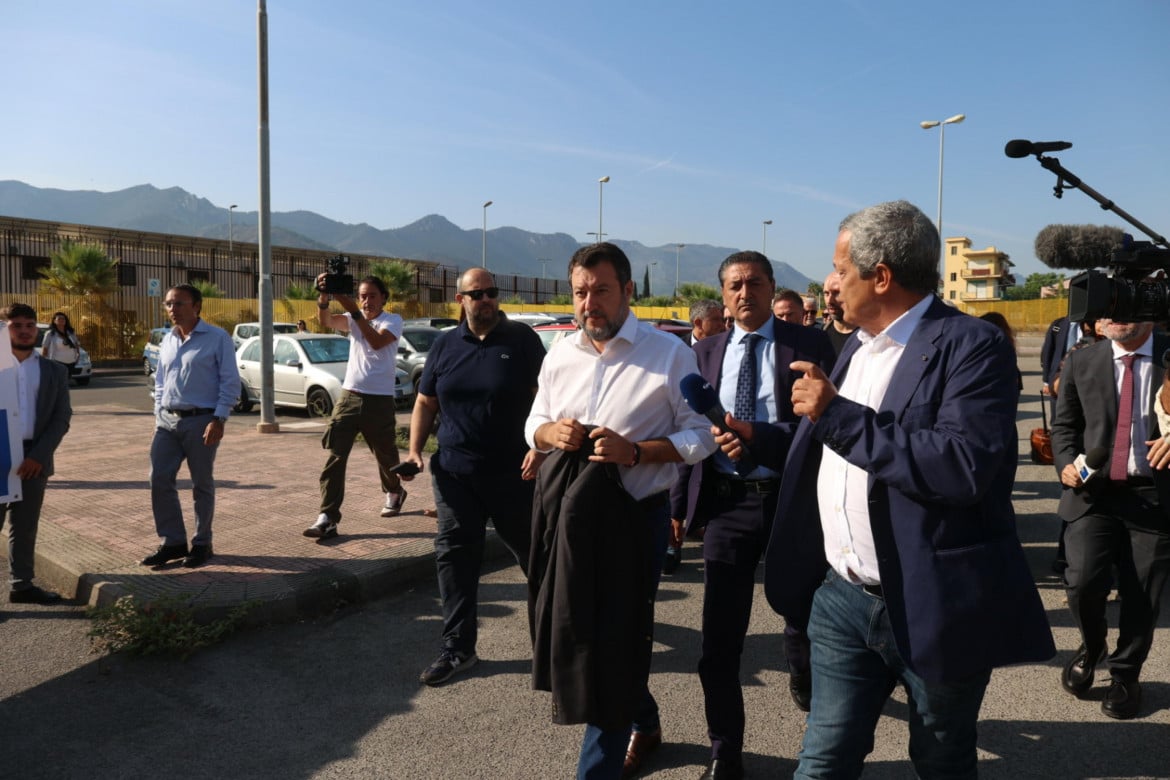 Processo Salvini, il comandante De Falco: «Bloccare Open Arms fu un atto illegittimo»