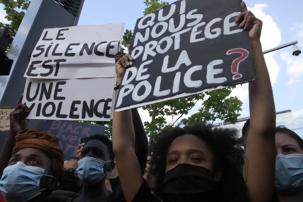 Profilazione razziale, la causa contro la polizia al Consiglio di Stato francese
