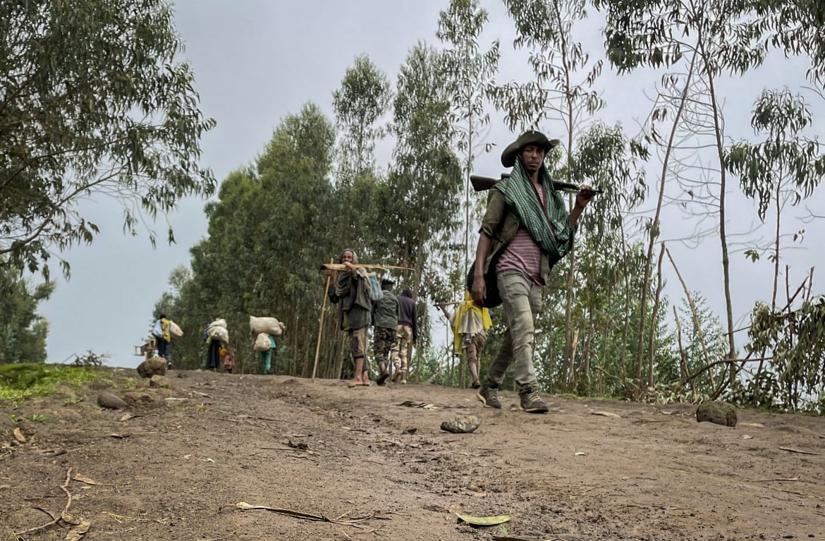 Etiopia, gli scontri tra esercito e milizie amhara mettono in fuga migliaia di civili