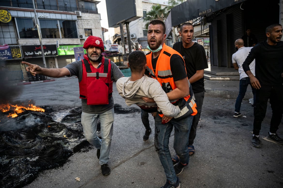A Jenin il raid più violento: 14 uccisi. I combattenti palestinesi rispondono