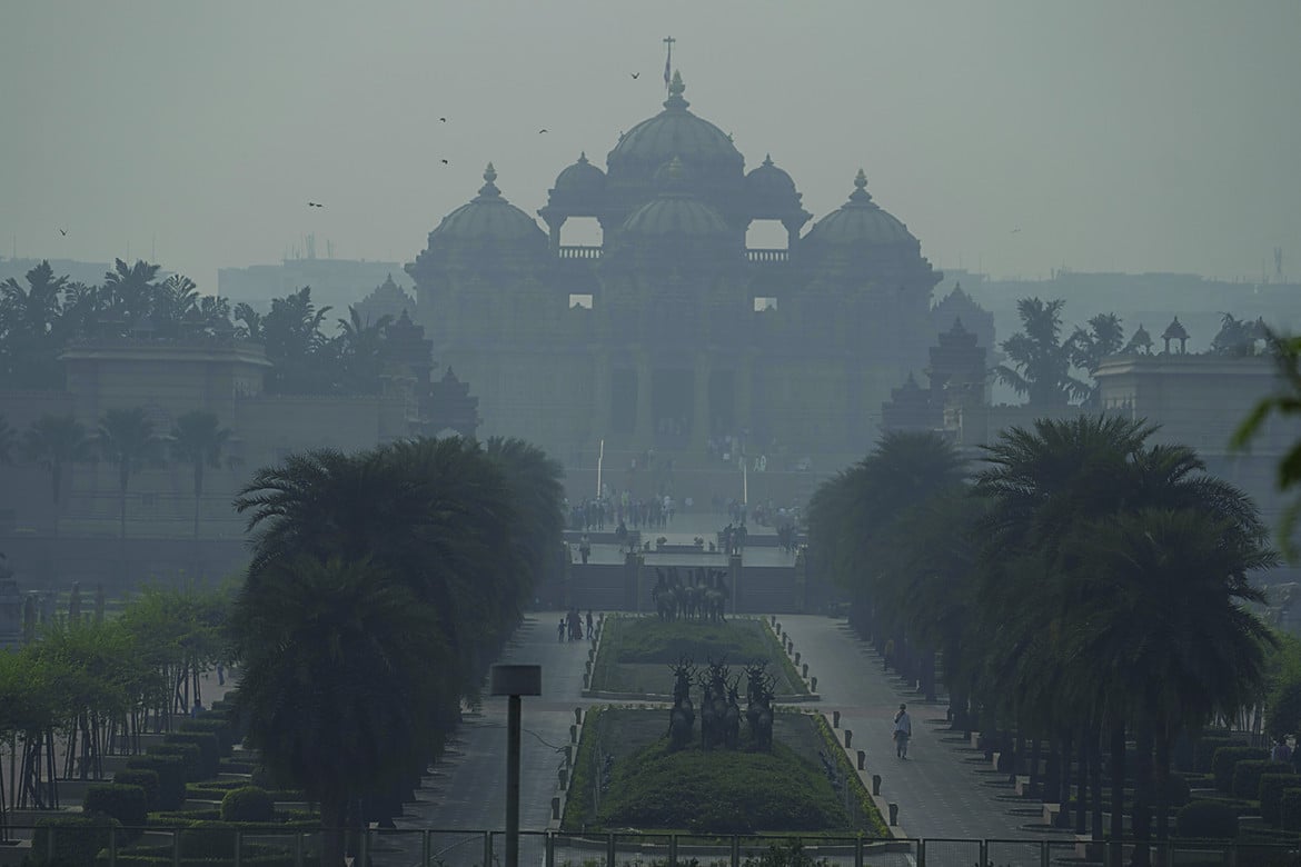A New Delhi scatta la fase camera a gas