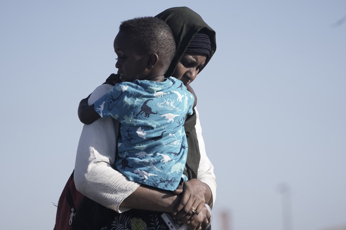 Sudan, atrocità sui bambini e profughi abbandonati