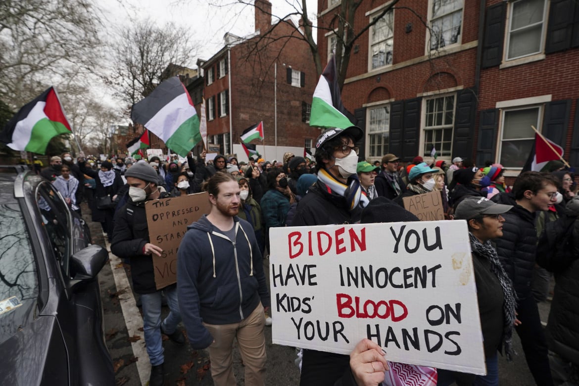 Protesta contro Joe Biden (Ap)