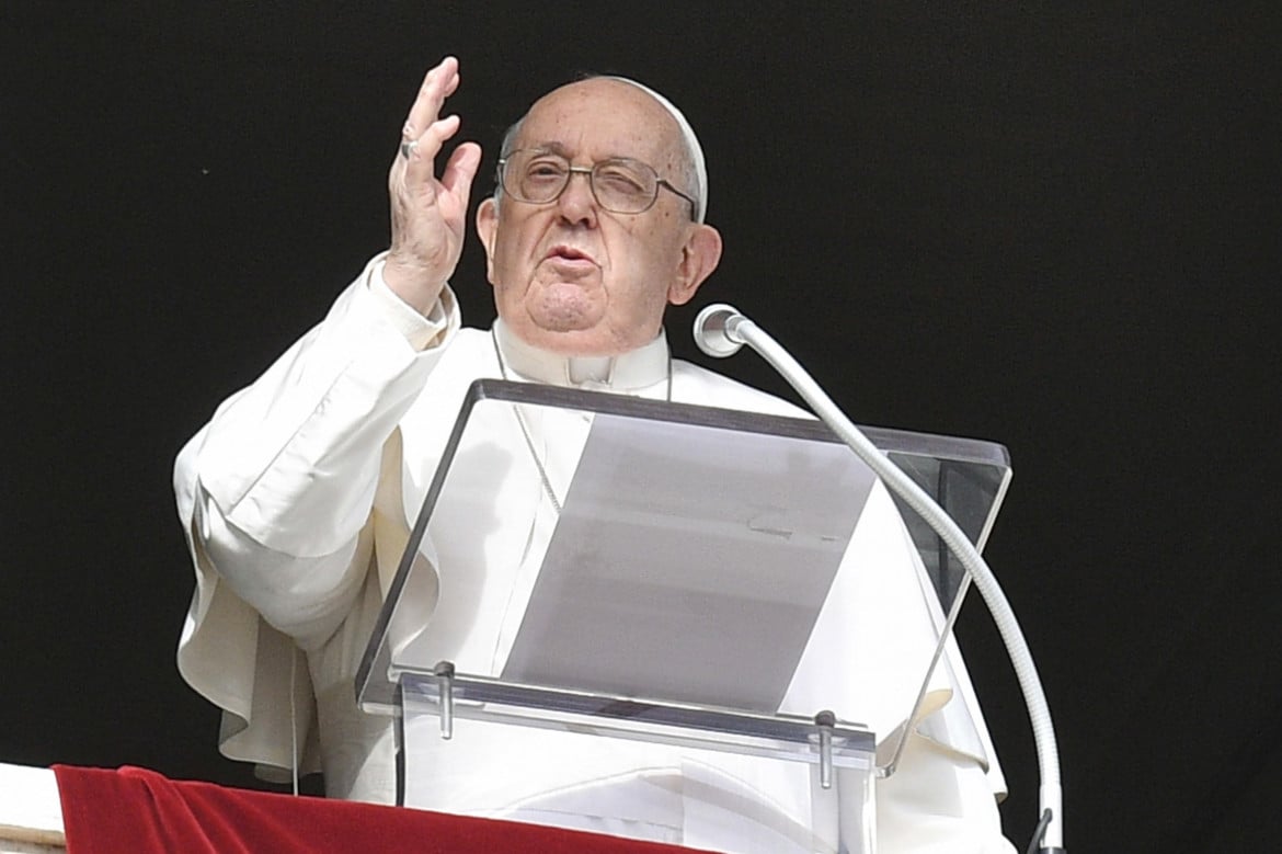 Papa Francesco contro il gender: «È il pericolo più brutto»