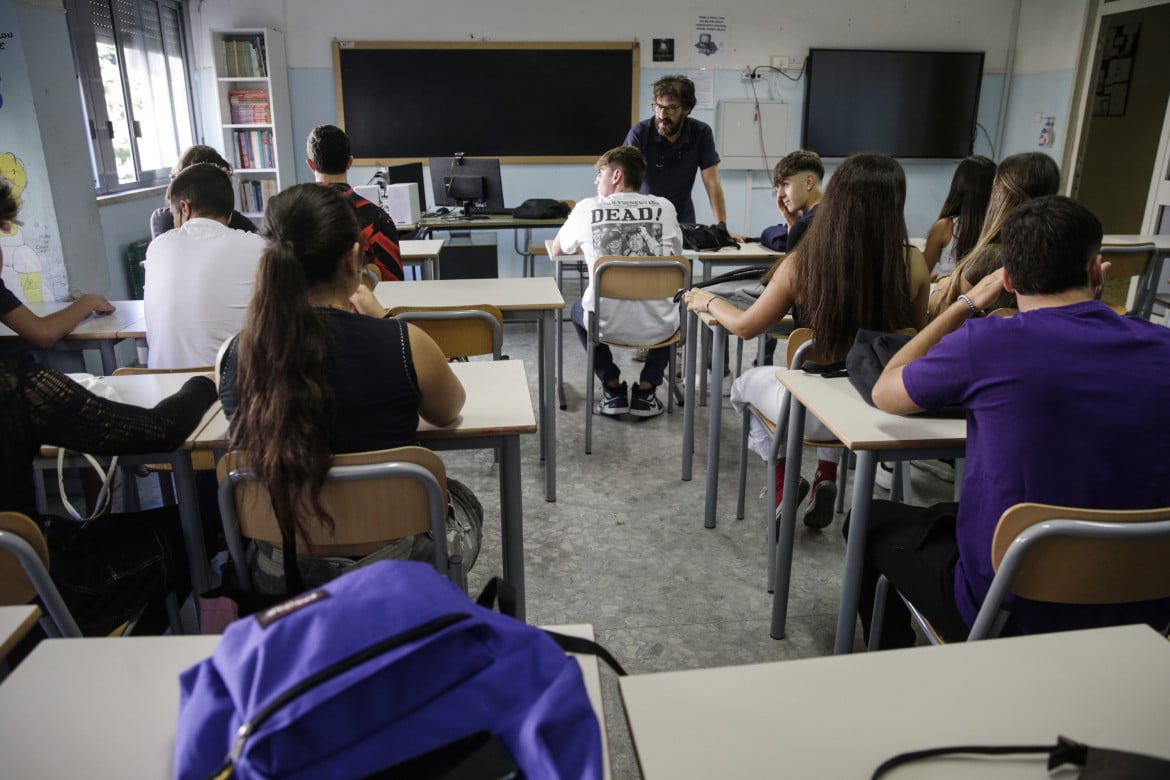 Valditara, le riforme a rischio:  flop del liceo del Made in Italy