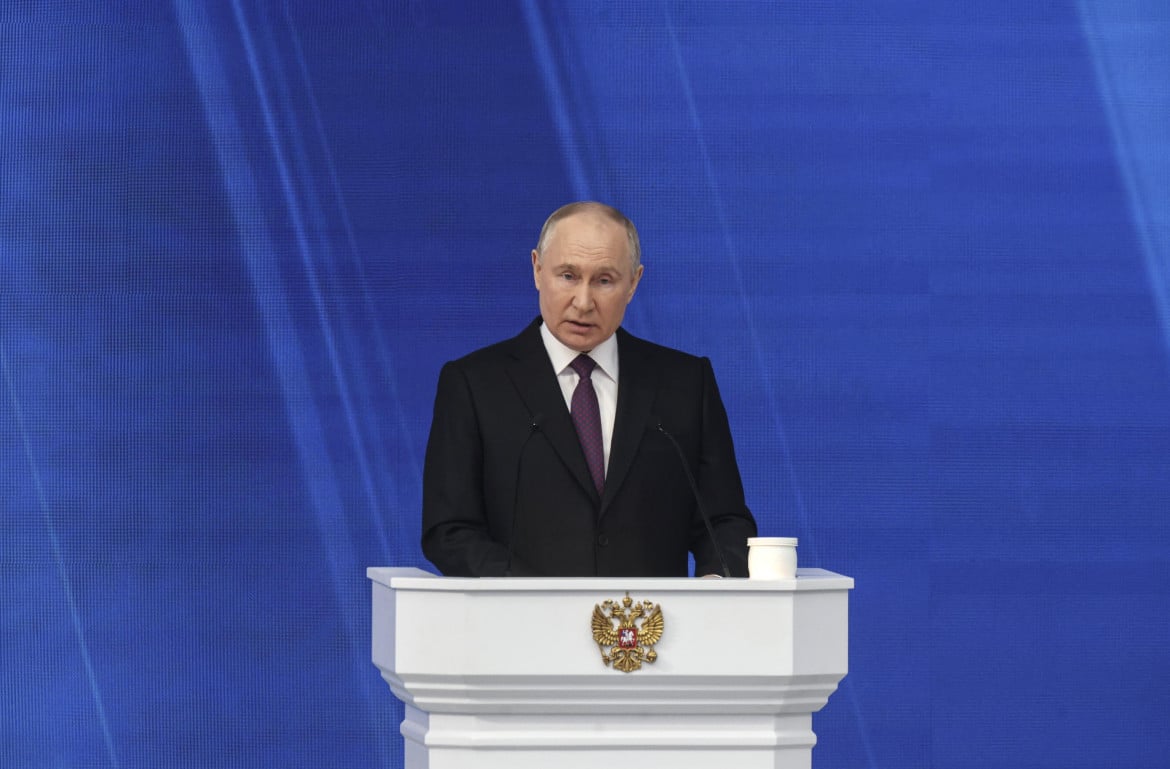 Putin: «Armi nucleari in massima allerta». Ma l’Europa stia serena