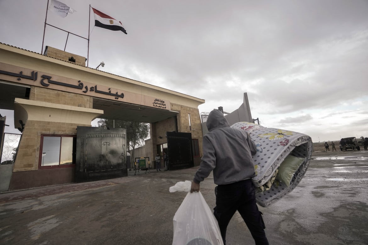 Egitto vittima invisibile: rafforza il muro e preme su Washington
