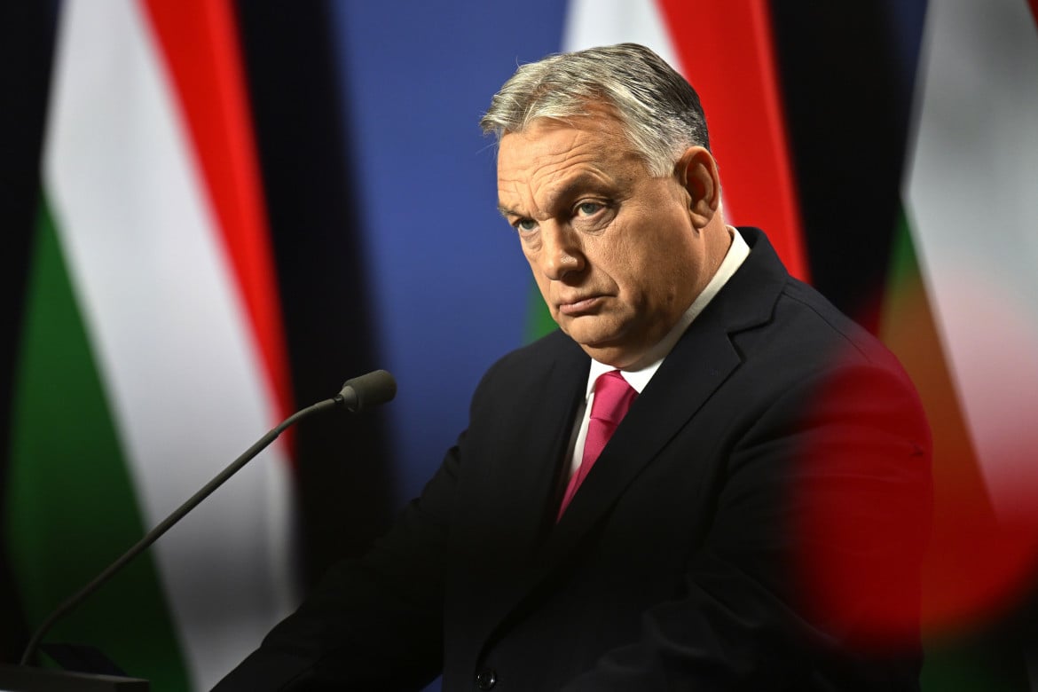 Sorveglianza, diffamazione, controllo. Libertà di stampa negata a Budapest