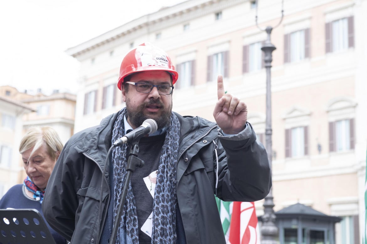 Genovesi: «Basta morti e subappalti, il governo fa il furbo»