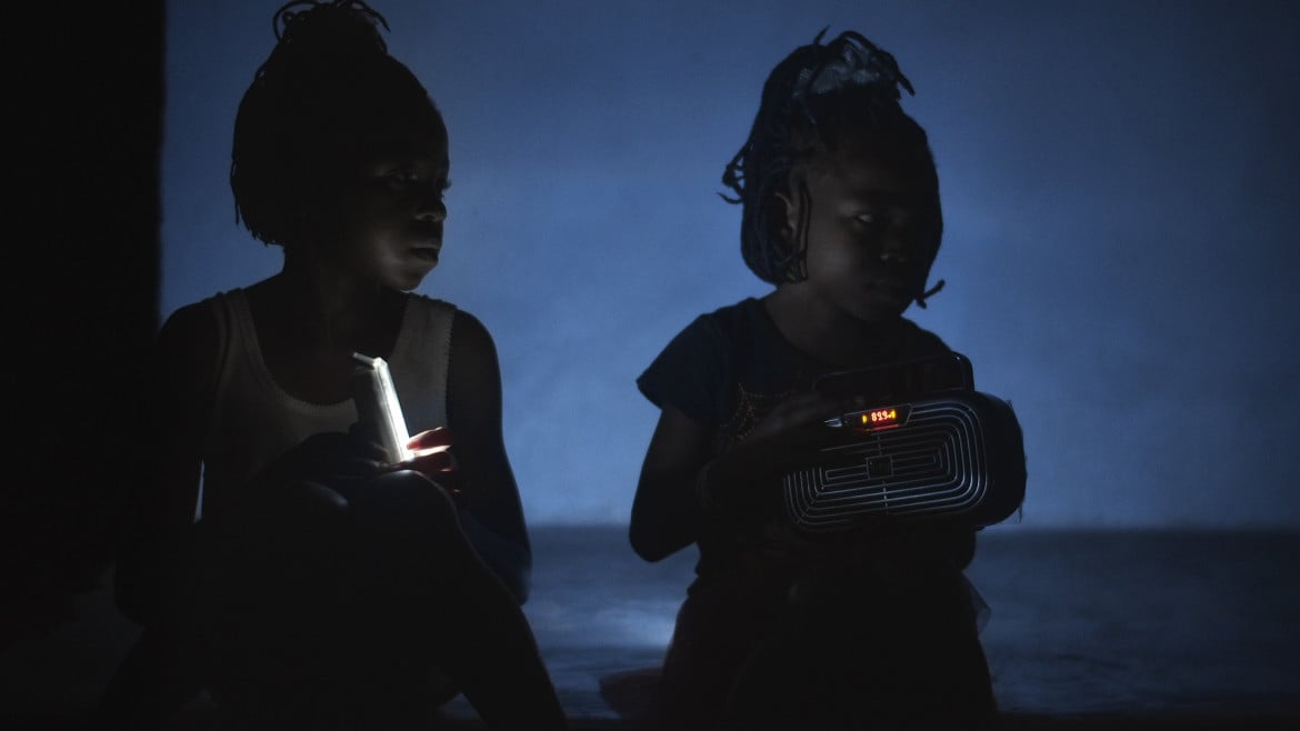 «Tongo Saa», anche senza luce Kinshasa ci guarda