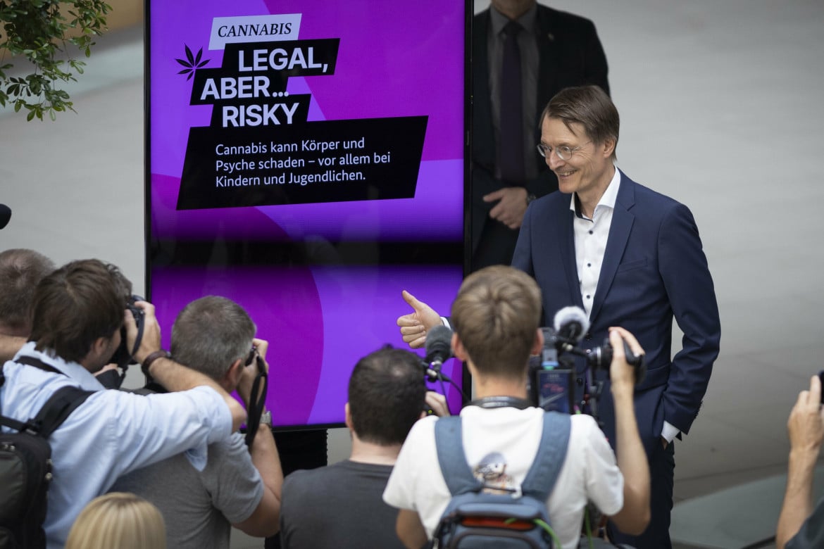 La Germania legalizza la cannabis, contro le narco-mafie