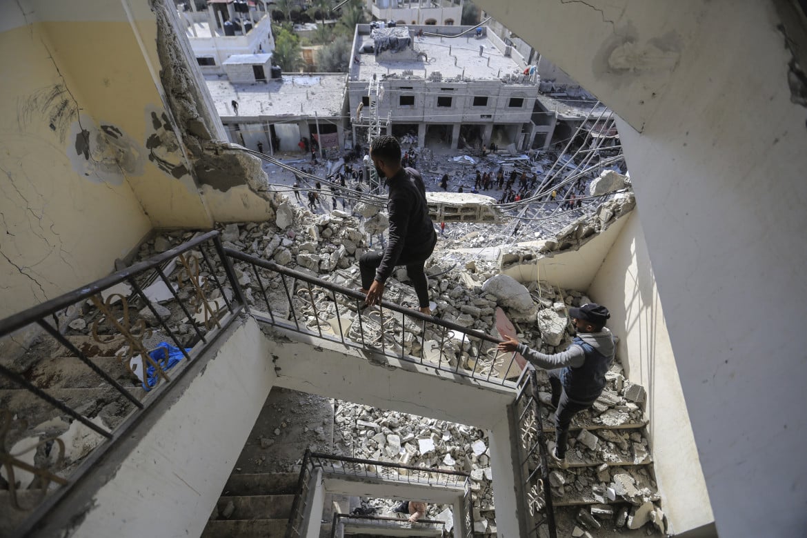 Bombe e scatolette, non c’è festa nel Ramadan di Gaza