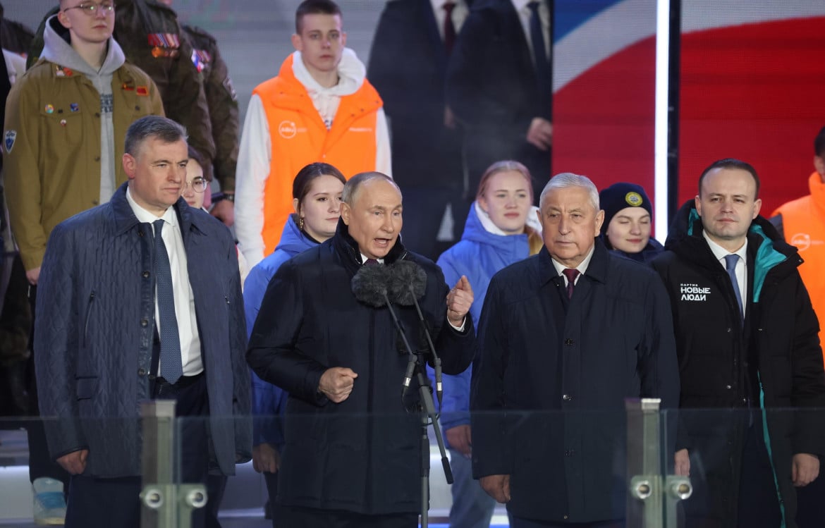 Un bagno di folla per Putin,  arrivato il “consolidamento”