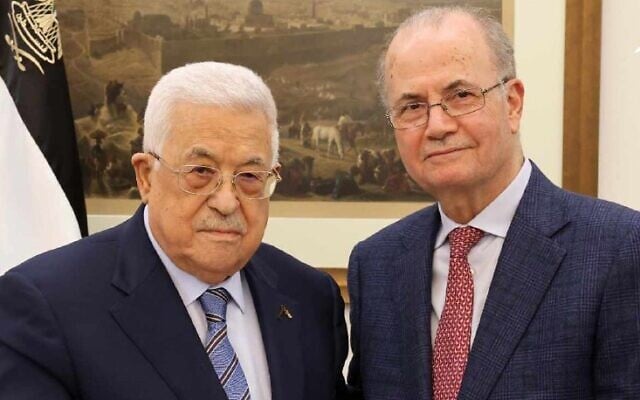 Abu Mazen e il premier incaricato Mohammed Mustafa