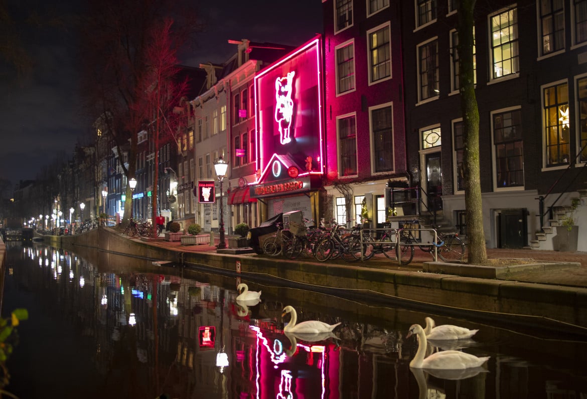 Il Red light district ad Amsterdam - AP Photo/Peter Dejong