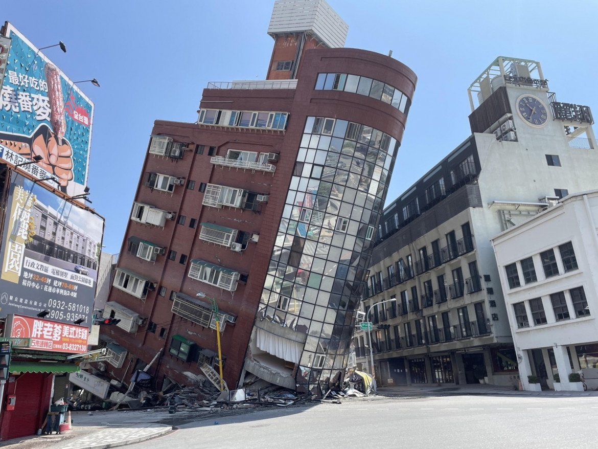 Terremoto a Taiwan: 9 morti, 900 feriti, 50 dispersi