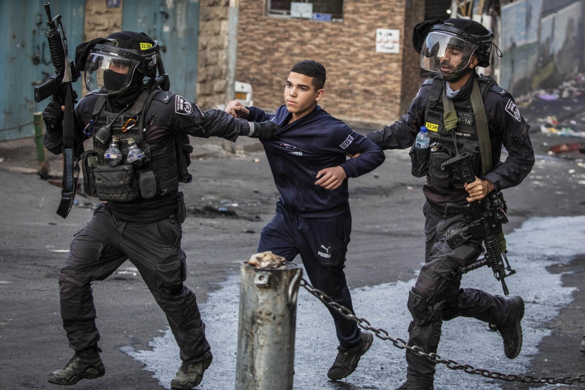Un bambino palestinese arrestato a Gerusalemme Ap/Ilia Yefimovich