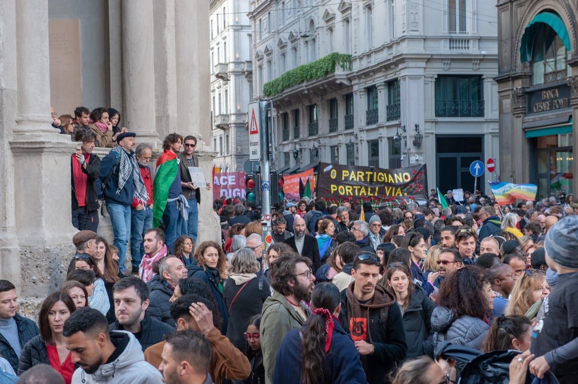 La manifestazione del 25 aprile a Milano