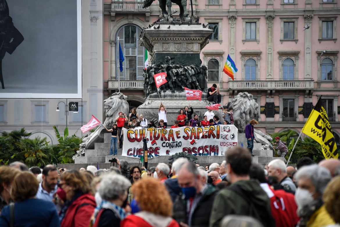 Manifestazione del 25 aprile a Milano foto LaPresse