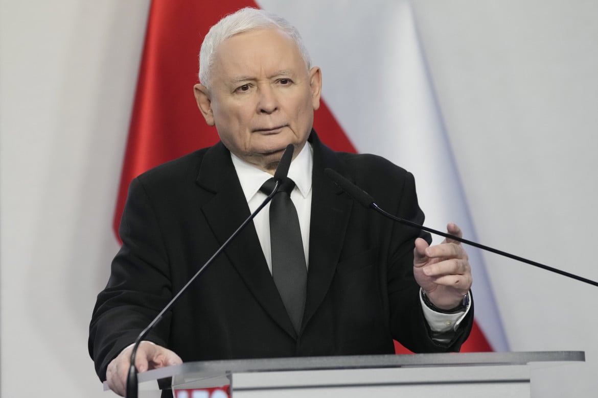 Kaczynski, l’alleato polacco di Meloni, attacca l’Europa