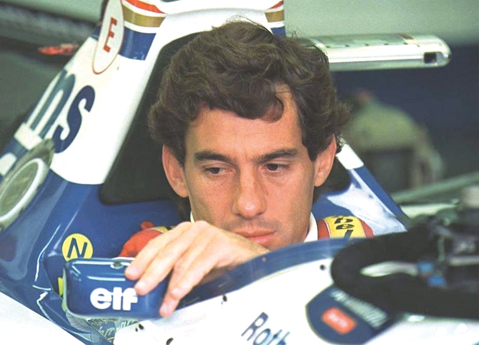 L’umanità contagiosa di Ayrton Senna, un sogno oltre la mitologia sportiva