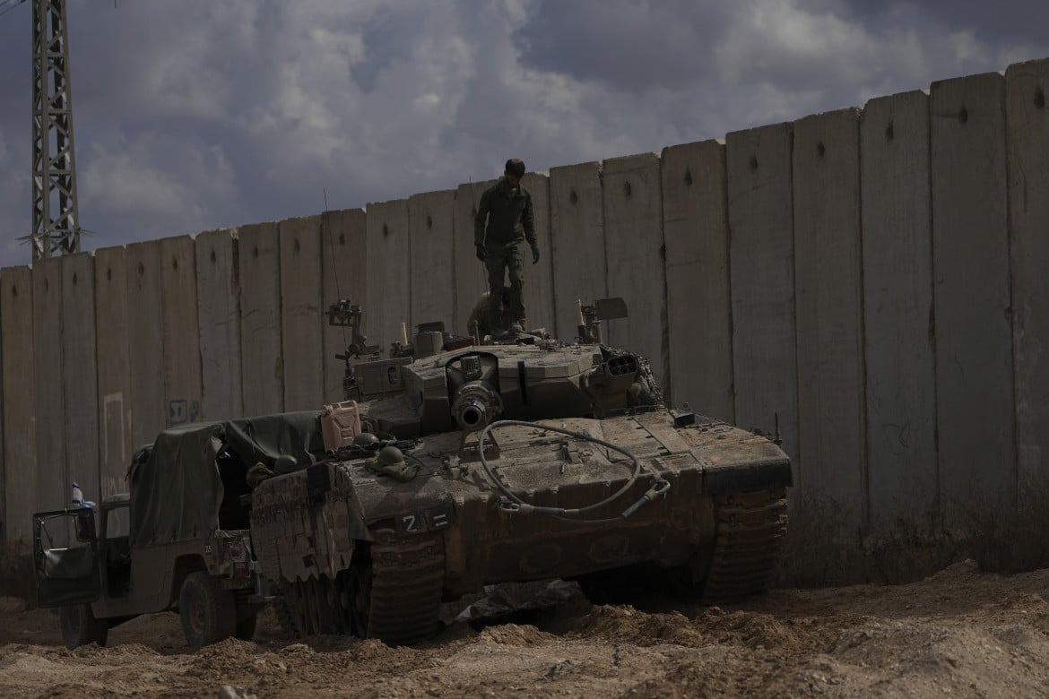 Truppe israeliane a Gaza, foto Ap