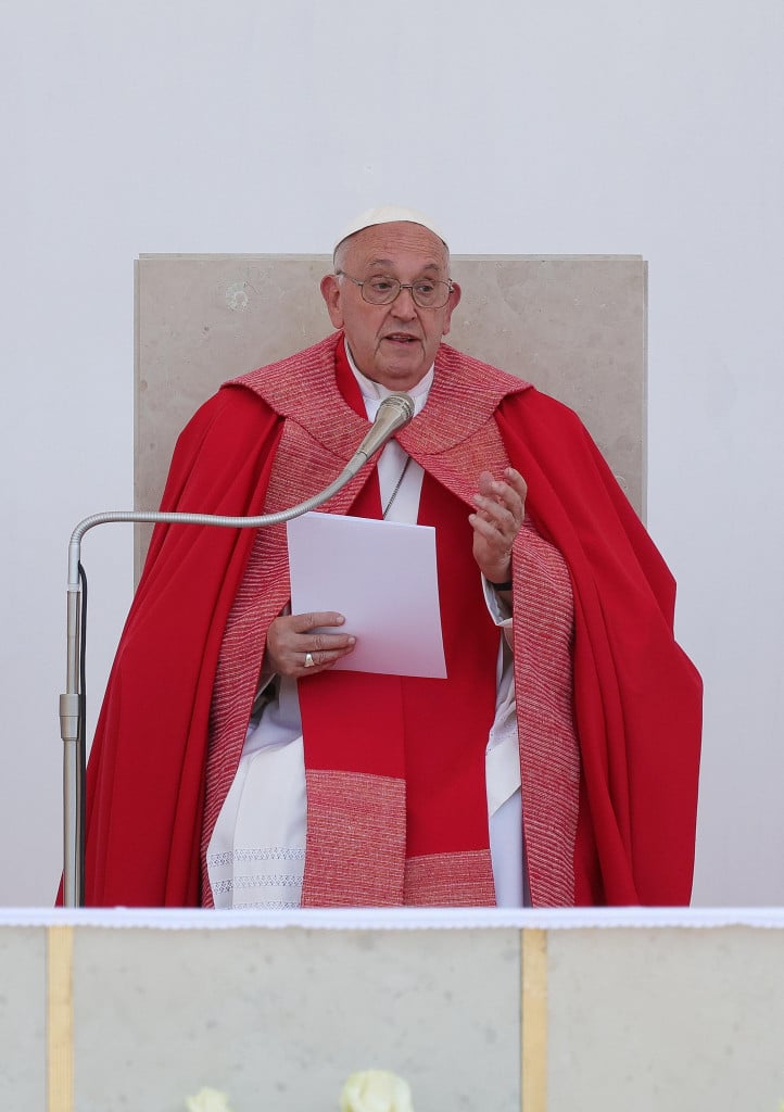 Papa Bergoglio foto Ansa