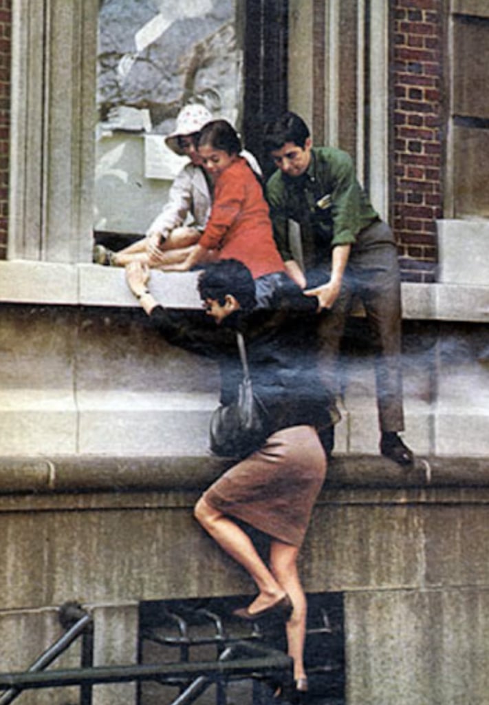La sociologa Frances Fox Piven scala la Columbia nel 1968 - Ap
